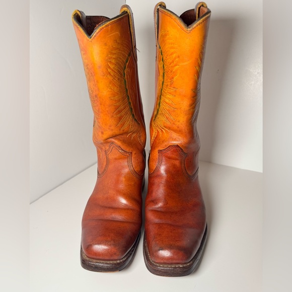 Vintage Leather Boots with Embossed Native American Design • Size 8 • Frye vibes - Picture 1 of 11